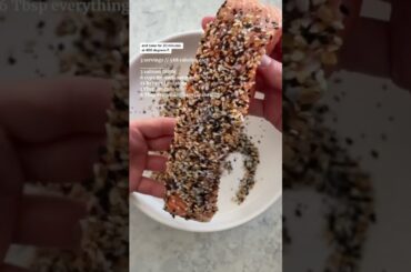 Everything Bagel Sheet Pan: A Tasty and Healthy Salmon Recipe for Weight Loss!