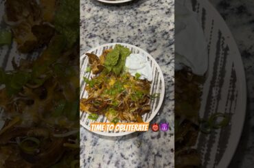 Keto Chicken Nachos ft Hilo Life Low Carb Tortilla Chips! #keto #lowcarb #healthy #recipes #fitness