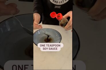 Simple and healthy salad dressing #vegansaladdressing #plantbasedsalad #healthyrecipe #veganrecipes