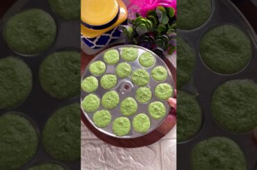 Healthy Breakfast Recipe | Green Peas Idli | Instant Idli Recipe #shorts #youtubeshorts #shortsfeed