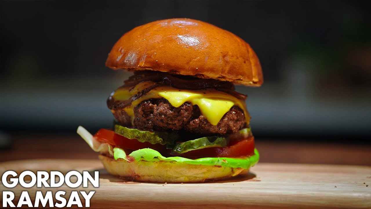Gordon Ramsay Makes an All American Burger Gordon Ramsay Makes an All American Burger