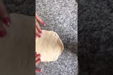 garlic bread recipe/how to make garlic bread at home#viral#viralshort#trending#cookwithparul#shorts