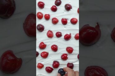 Frozen Yogurt Bark #ytshorts #frozenyogurt #healthyrecipes #summerrecipes