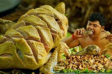 Wild Muscovy Duck Cooking | A Simple Duck Salad Technique Cooking In Forest.