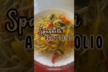 Easy & Healthy recipe-Spaghetti Aglio Olio | quick lunch idea #pastarecipe #youtubeshorts #recipes