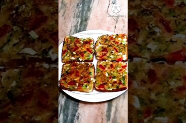 Bread Pizza Recipe | Bread Pizza On Tawa | Bread Malai Pizza | Healthy, Quick And Easy Bread Pizza