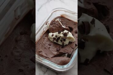 2 ingredient CHOCOLATE MOUSSE #healthy #shorts #recipe #breakfast #lowcalorie #food #recipevideo