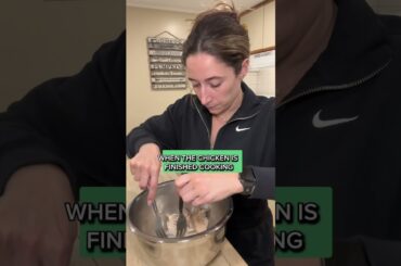 Healthy BBQ Chicken Salad #healthyrecipes #dietitian #weightlosstips #nutritiontips #dieting