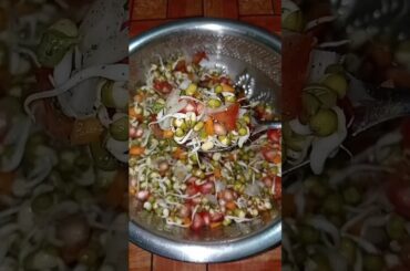 1 min healthy salad recipe | Sprout salad | Protein rich salad recipe in tamil #trendingshorts#food