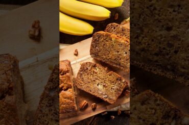 60-Second Banana Bread Recipe Tutorial #shorts #bananabread