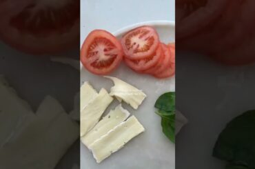 The BEST easy Summer sandwich! #ytshorts #recipes