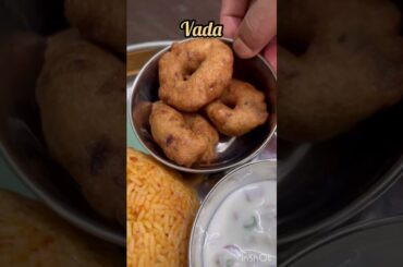 #shorts #youtubeshorts Simple lunch Tomato Biryani / Easy & Tasty Lunch Recipe/Tomato Rice w/Vada