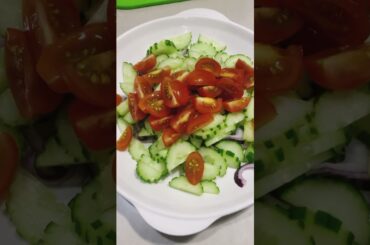 Want to lose weight?  Eat this salad everyday to stay slim, young & healthy