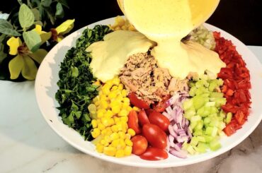 A very healthy and quick salad! It is so delicious that I make it almost every day!