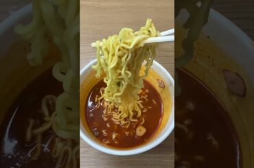 Korean convenience stores have a lot of ramen and lunch boxes made with Baek Jong-won's recipe