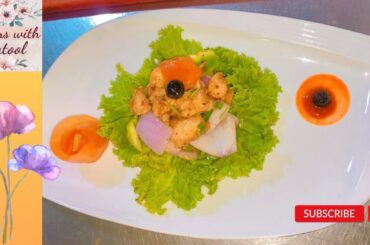 Healthy thai chicken salad by blooms with batool protein salad with healthy thai dressing