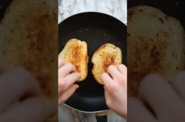 Turkey Avocado Sandwich [Video] | Healthy recipes, Breakfast brunch recipes, Sandwhich recipes #food