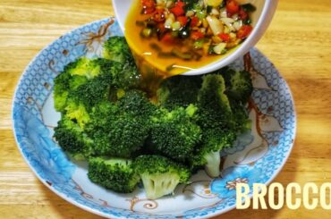 Easy Broccoli Salad Recipe, healthy food.