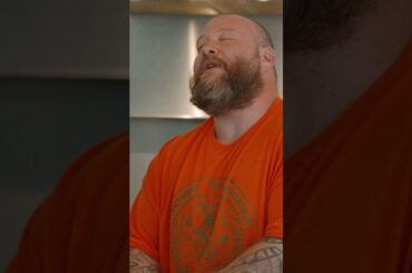 Action Bronson's Oxtail, Egg & Cheese On A Roll | The In Studio Show #shorts #oxtail #breakfast