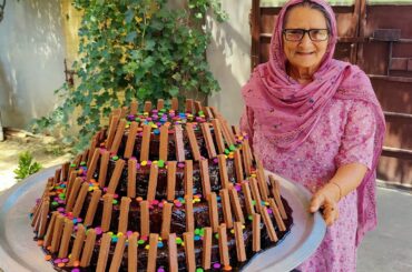 KITKAT CHOCOLATE CAKE | Delicious Chocolate Cake Decorating | Amazing Kitkat Cake Recipe