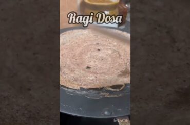 #short #ytshorts Ragi Dosa/Ragi Recipes/Healthy Breakfast & Dinner Recipe/Crispy Ragi Dosa/Easy Dosa
