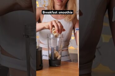 Breakfast smoothie #healthyrecipes #smoothiebowl #breakfast