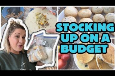 HOW I Stock up my Freezer on a BUDGET!  | BREAKFAST Edition | Quick & Easy GRAB & GO Meals!
