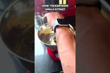 Jelly Donut Overnight Oats #lowcalorie #shorts #trendingrecipe #viralrecipe