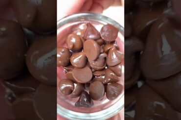 How To Make Hungry Girl’s Chocolate Cloud Crunchcake Recipe // #shorts