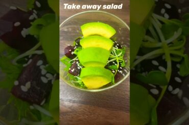 Easy take away salad #quick salad recipe#salad on the go#healthy food#chickpea salad #avocado salad