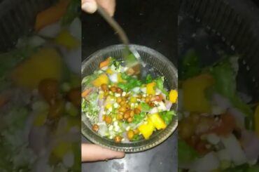 || HEALTHY AND TASTY SALAD RECIPE || LAXMI KITCHEN || #youtubeshorts