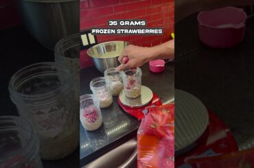 4 days Meal Prep | Strawberry Overnight Oats #mealprep #shorts #lowcalorie