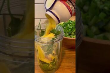 Try this refreshing and nutritious green salad recipe!