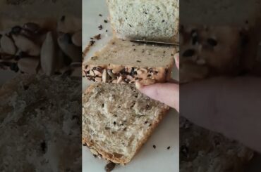 Homemade Seed Bread / Healthy Bread / Bread Recipe / Home-made Bread / No preservative bread