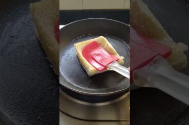 Milk with bread Recipe, Chocolat with milk food,, Healthy Recipe #milk #bread #shortvideo