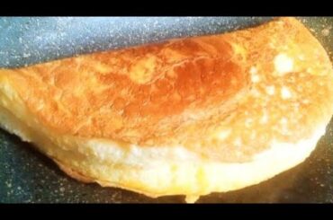 Super fluffy souffle omelette recipe /Healthy breakfast recipe / Extra fluffy omelette.