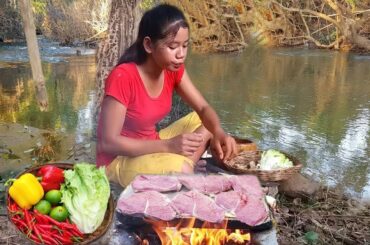 Adventure and Cooking Steak on rock for  lunch and Eating Delicious @lisaCooking2