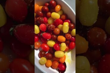 Roasted Tomato Caprese & Prosciutto Sandwich Instagram: lindseyeats #shorts #healthy #recipes