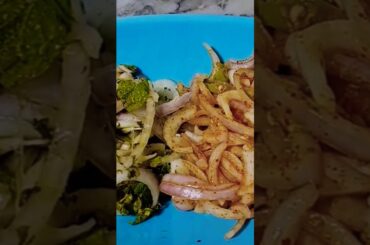 5 minute simple & healthy salad recipe|onion salad #saladrecipe#cook at home