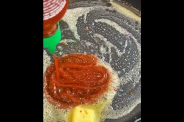 #streetfood #youtubeshorts #pizza #foodie #foodlovers #foodvlog #totaldesifood1#chicken #shawarma