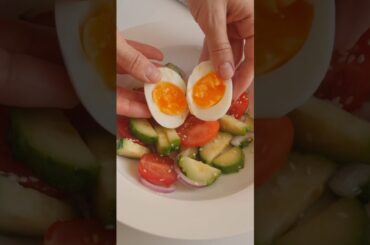 Refreshing Summer Salad Recipe: Beat the Heat with These Delicious and Healthy Creations! #shorts