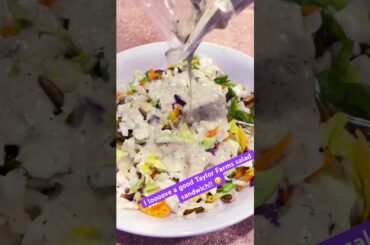 Soooo quick, easy, healthy, and delicious!  #TaylorFarms #yummy #saladsandwich