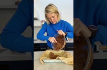 Healthy Chocolate Zucchini Brownie Recipe