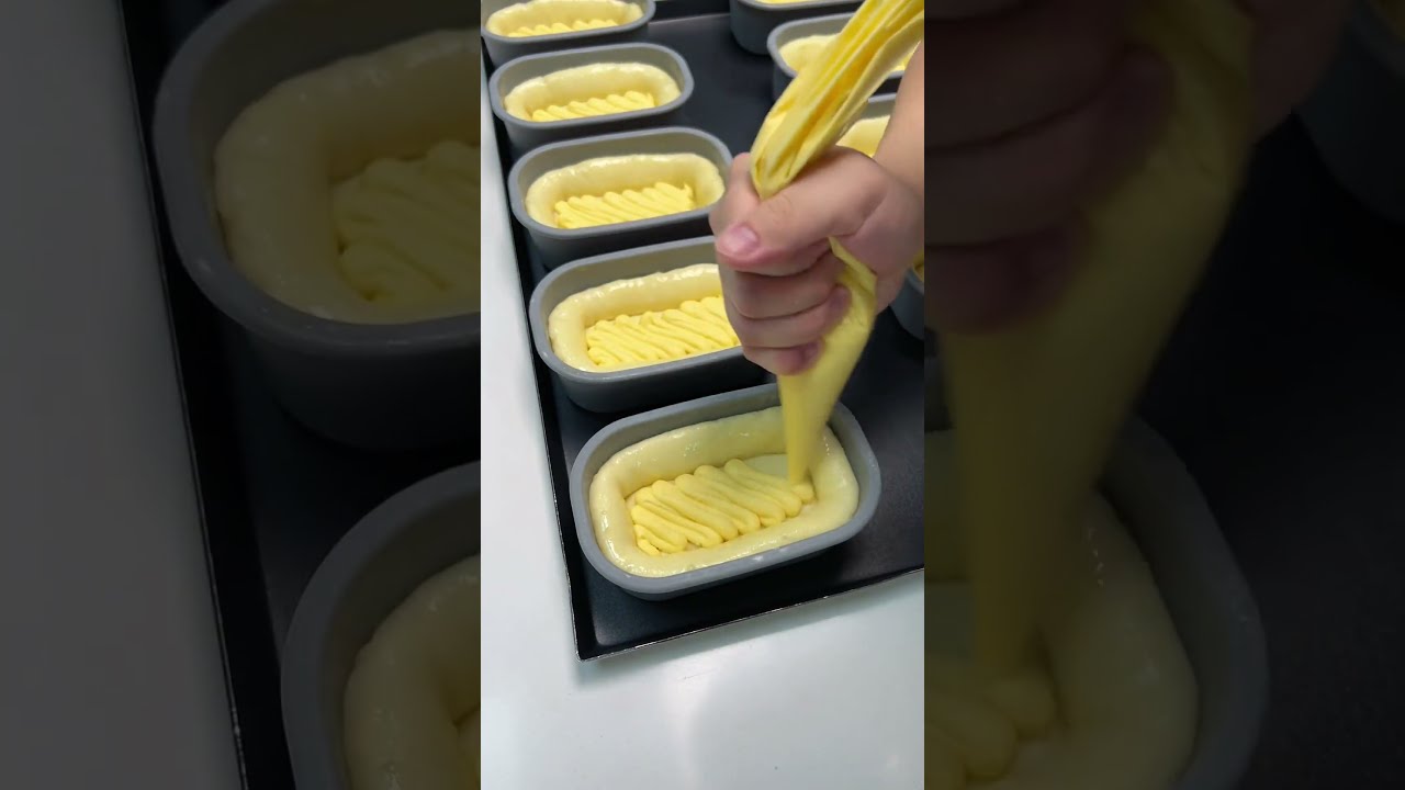 Bread Mold: Making Informed Decisions for a Safe and Healthy Kitchen Bread Mold: Making Informed Decisions for a Safe and Healthy Kitchen