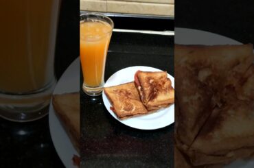 Healthy Breakfast, Quick tiffin recipes for busy morning, Multi grain veg Sandwich, Orange Juice!