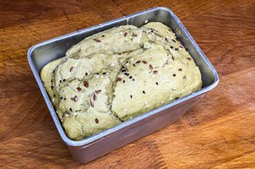 Avocado bread. Quick healthy bread recipe