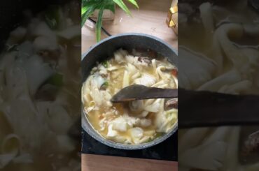 Chicken soup easy and tasty healthy recipes #youtubeshorts #arunachalpradesh #itsmemalachi