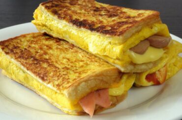 Egg toast | Egg sandwich | Egg cheese sandwich | MOST DELICIOUS + EASY breakfast recipe!!