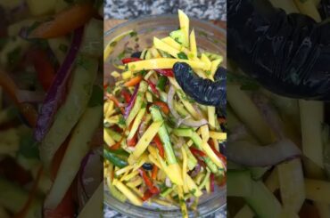 Thai Mango Salad #recipe #saladrecipe #healthy #vegan