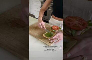 Turkey pesto sandwich | simple lunch recipe, dairy free, cook with me, healthy recipes, nutritionist